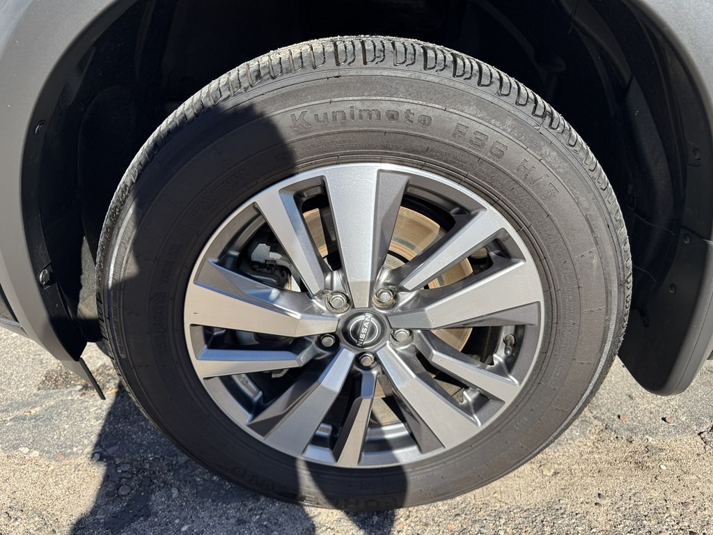 2023 Nissan Pathfinder Image 4