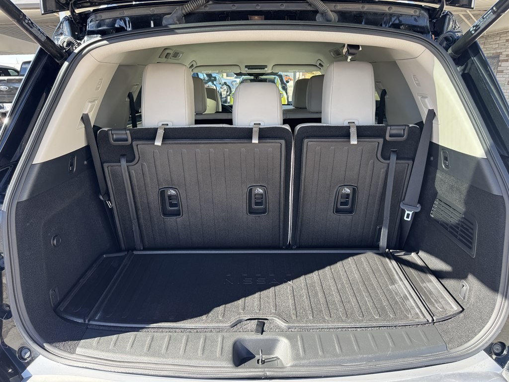 2023 Nissan Pathfinder Image 18