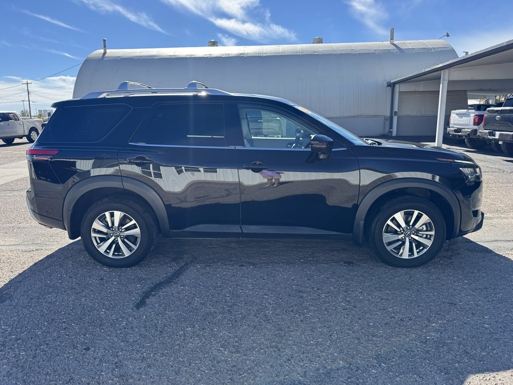 2023 Nissan Pathfinder Image 20