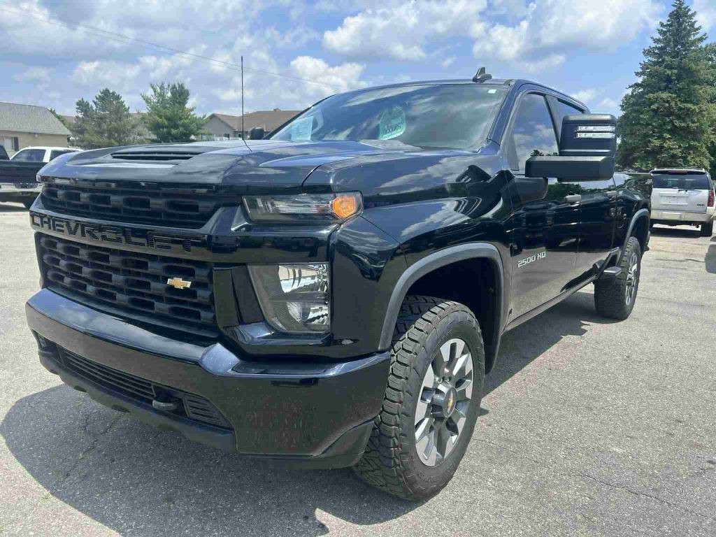 2021 Chevrolet Silverado 1500 Image 2
