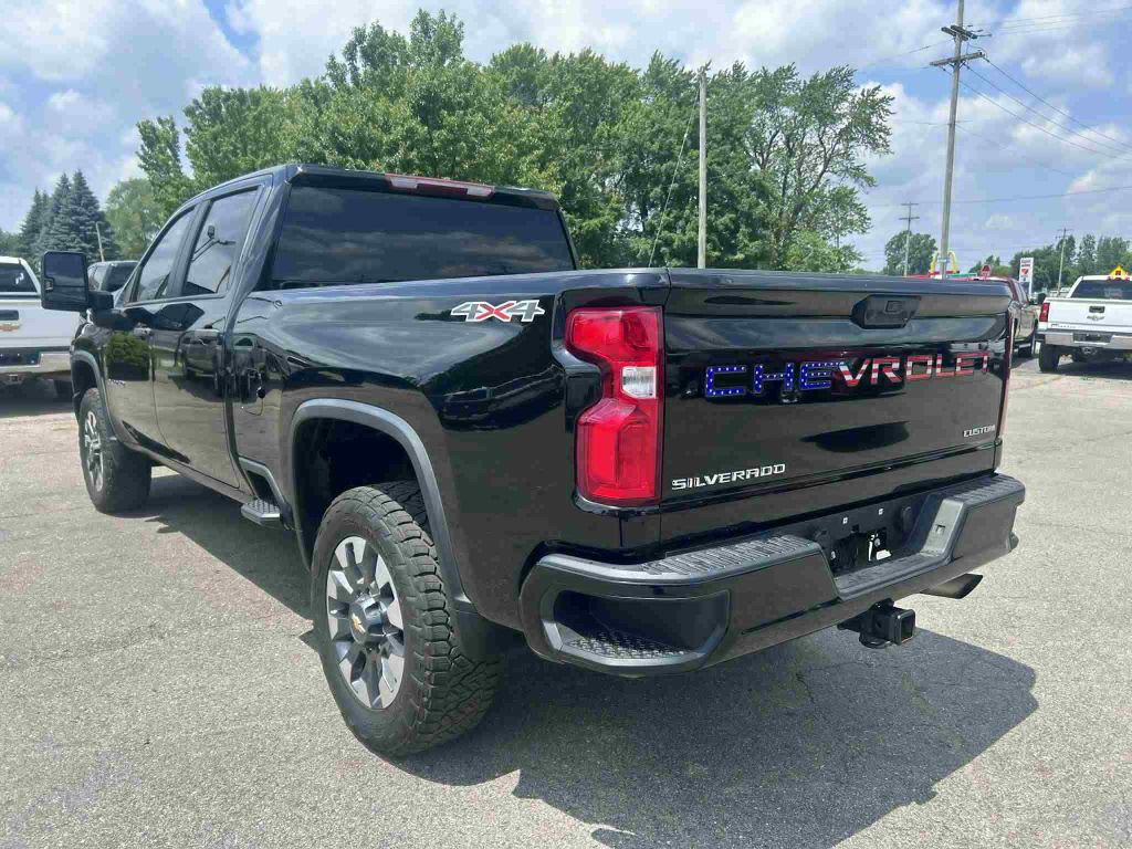 2021 Chevrolet Silverado 1500 Image 9