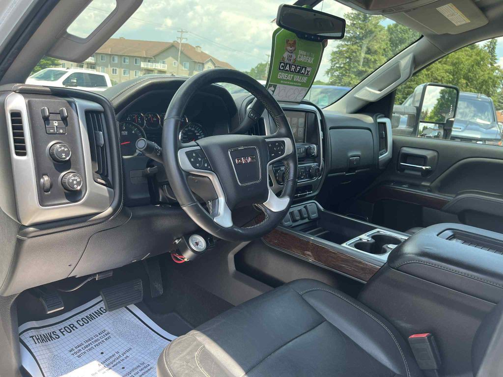 2017 GMC Sierra 2500 Image 23