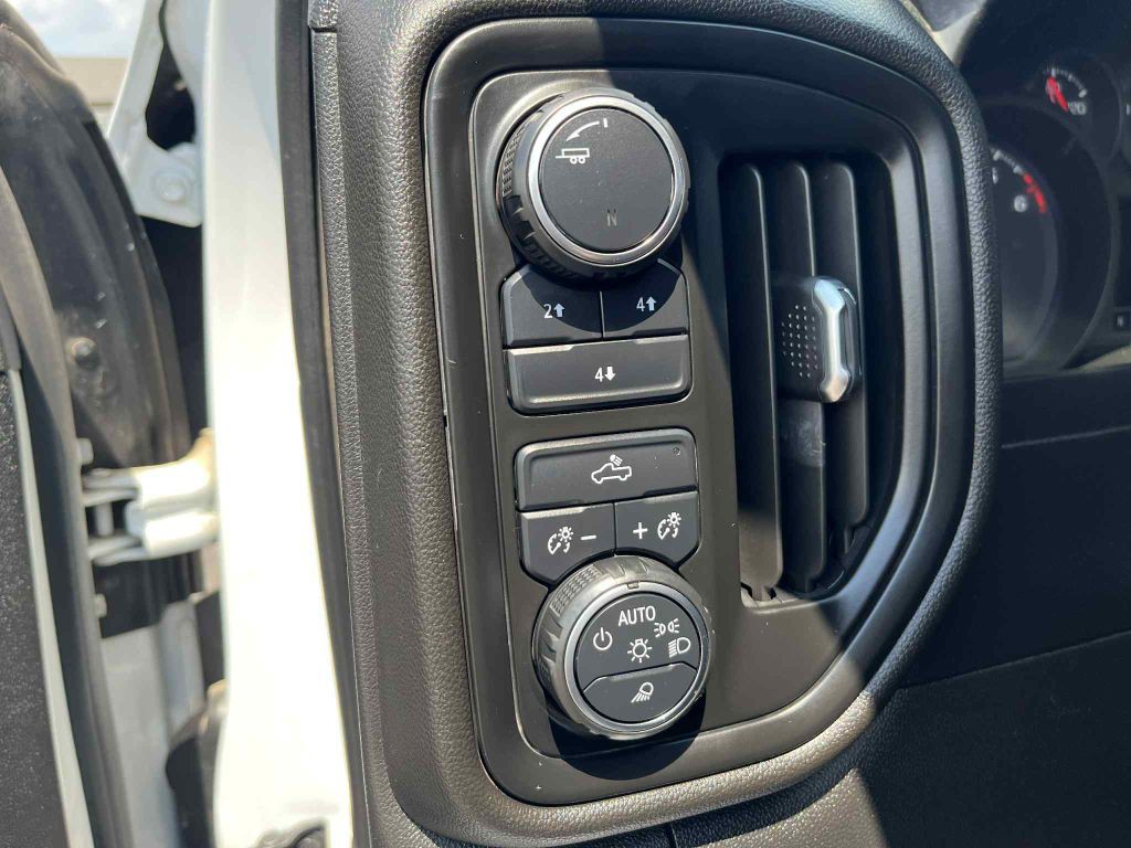 2021 Chevrolet Silverado 1500 Image 20