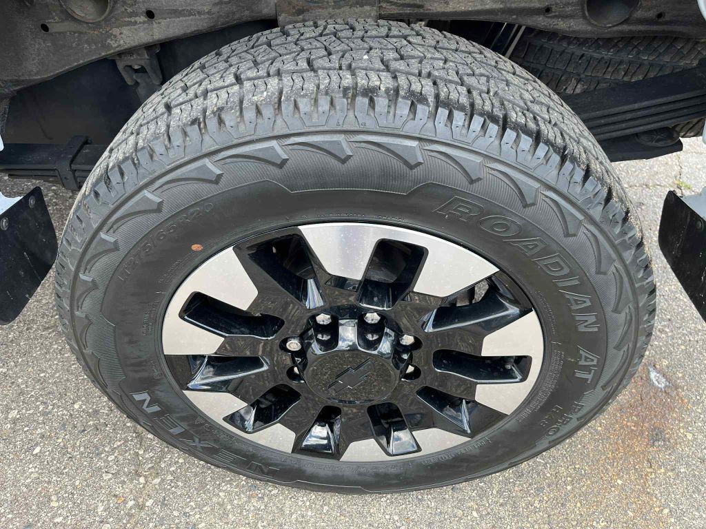 2020 Chevrolet Silverado 1500 Image 12