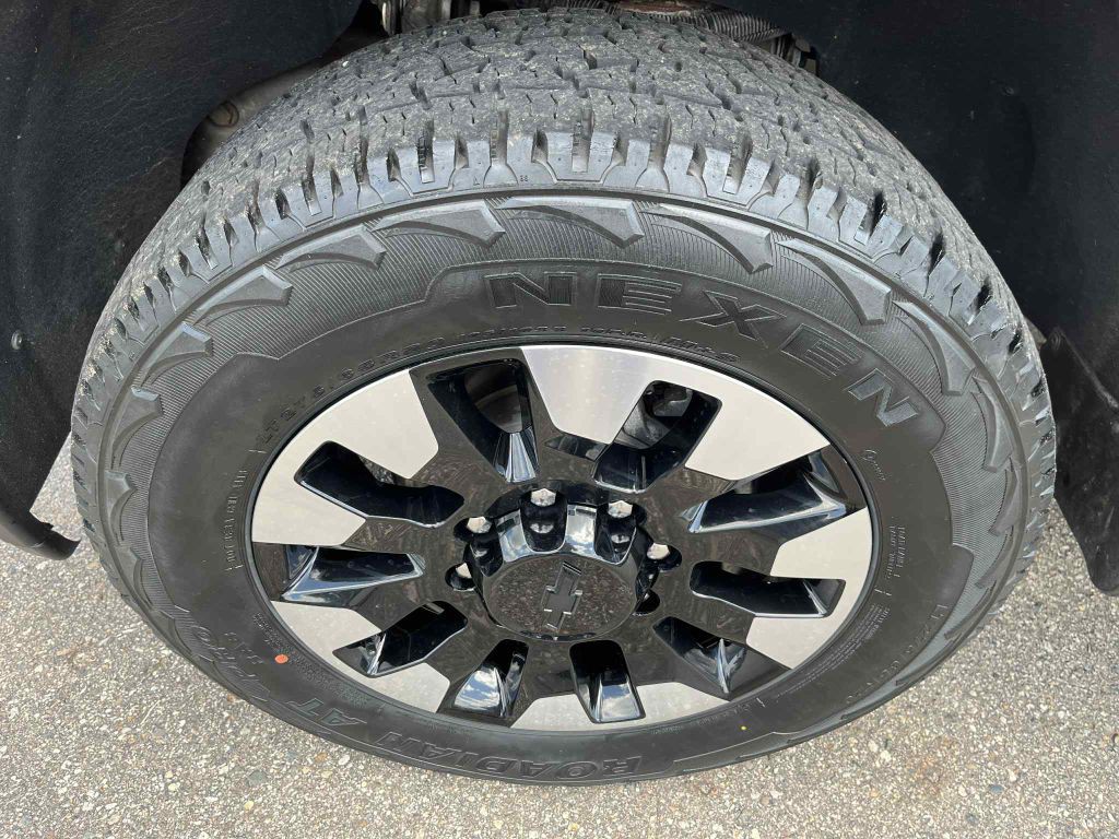 2020 Chevrolet Silverado 1500 Image 13