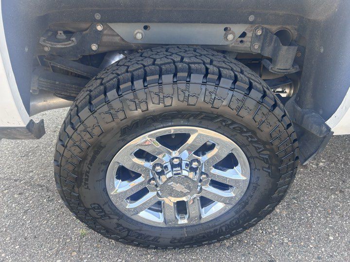 2019 Chevrolet Silverado 1500 Image 16