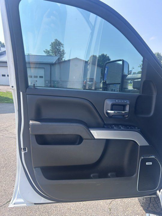 2019 Chevrolet Silverado 1500 Image 17