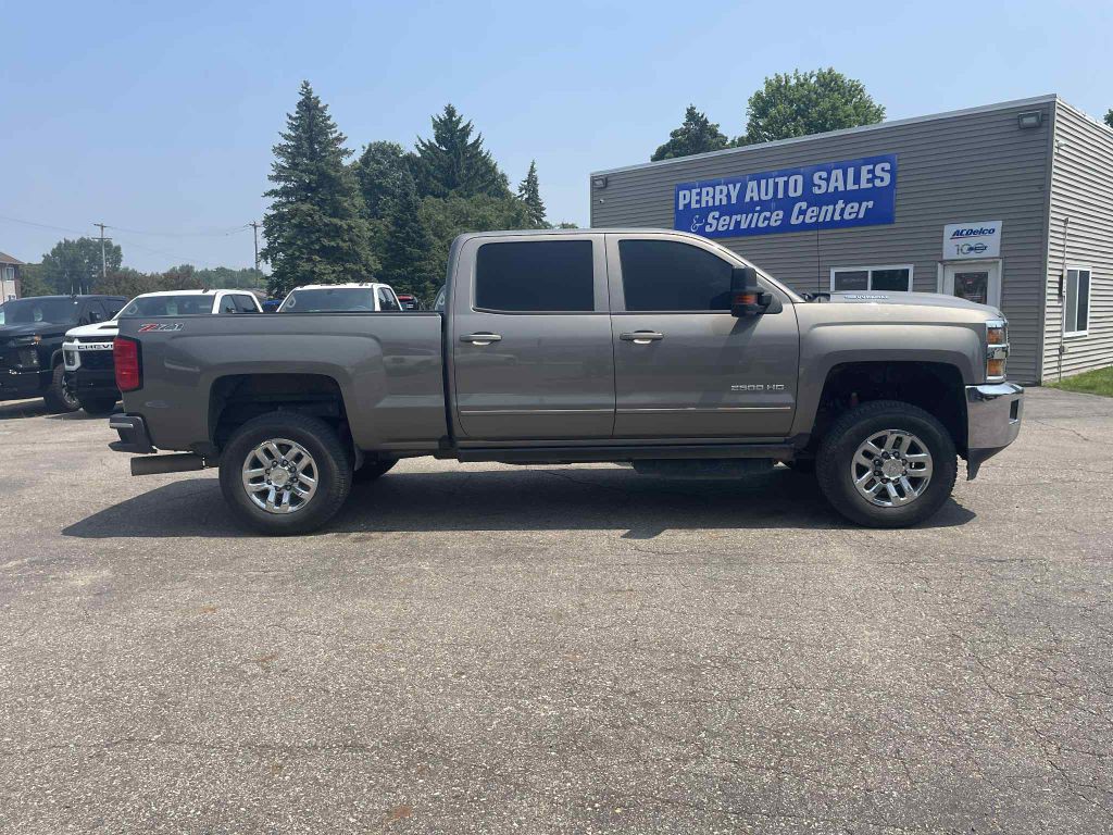 2017 Chevrolet Silverado 1500 Image 5