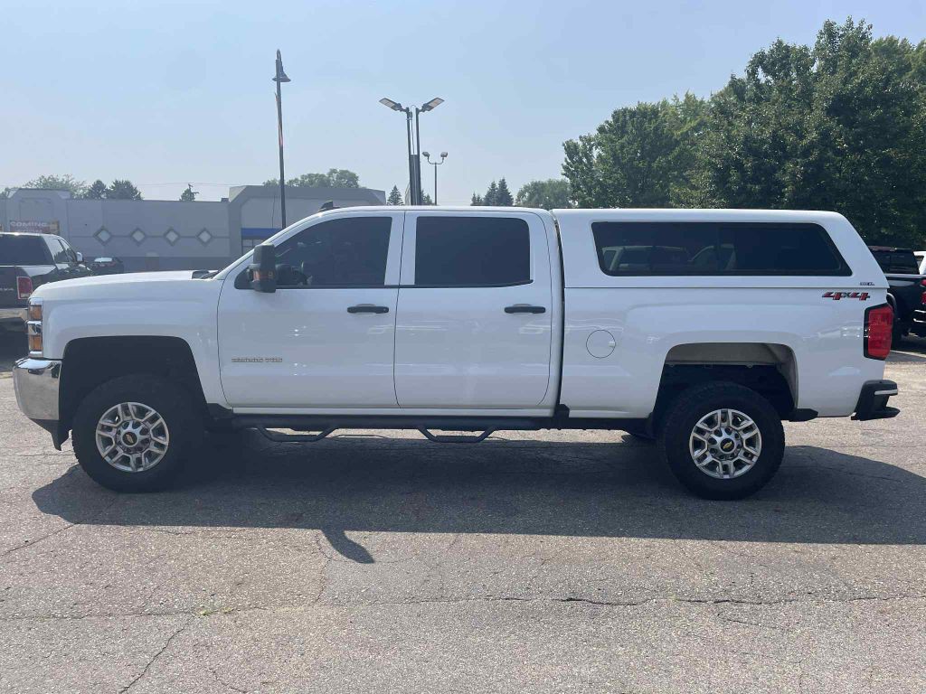 2019 Chevrolet Silverado 1500 Image 1