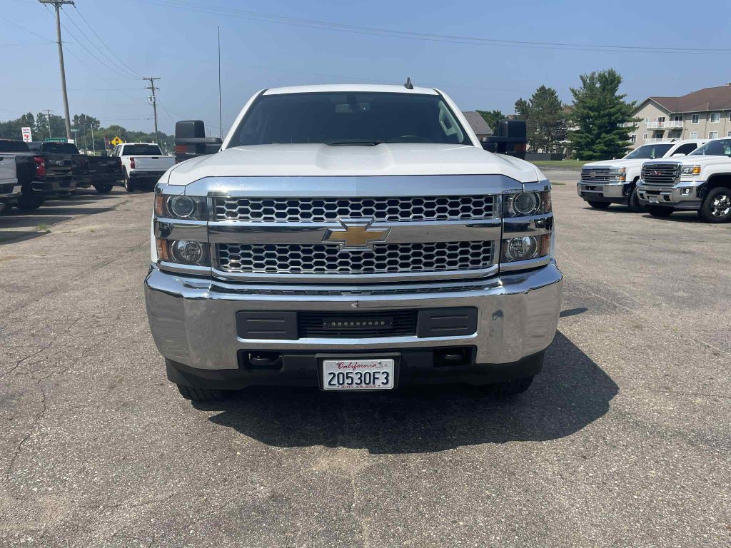 2019 Chevrolet Silverado 1500 Image 3