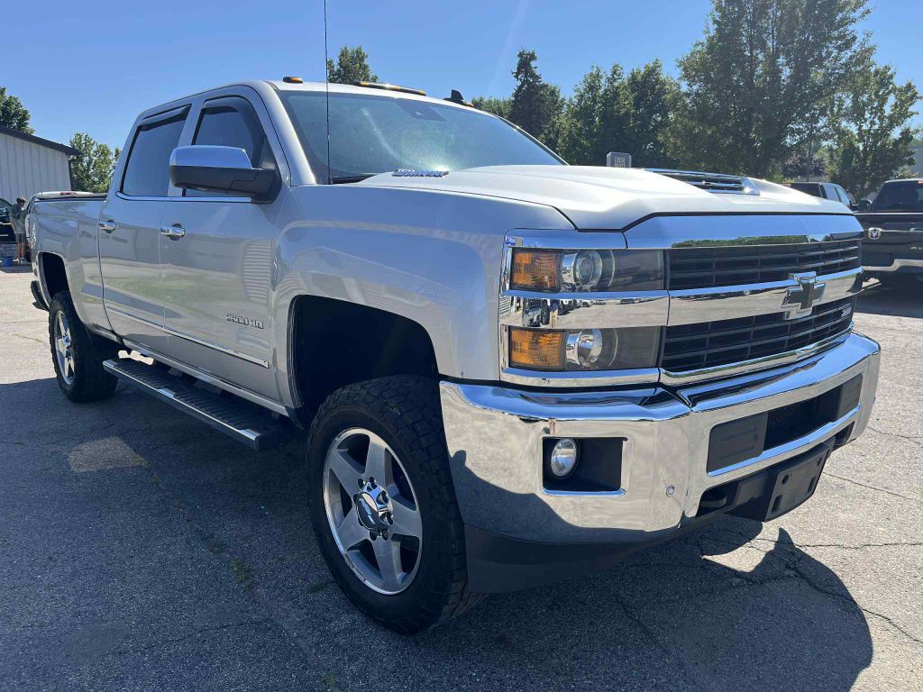 2017 Chevrolet Silverado 1500 Image 4
