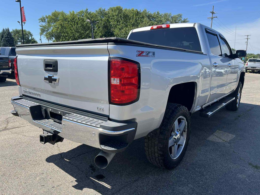 2017 Chevrolet Silverado 1500 Image 6