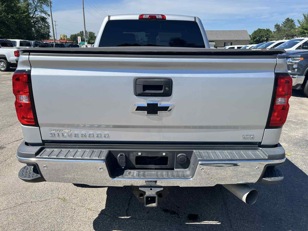 2017 Chevrolet Silverado 1500 Image 7