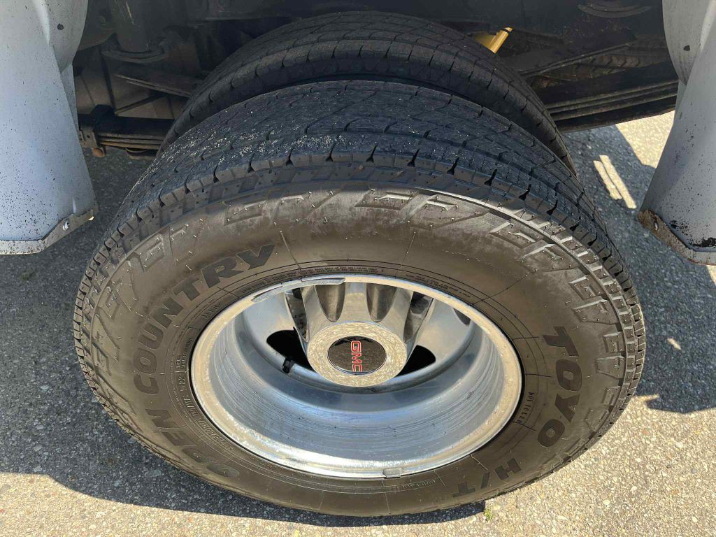 2019 GMC Sierra 3500 Image 17