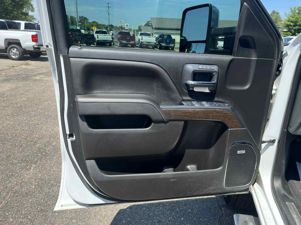 2019 GMC Sierra 3500 Image 18