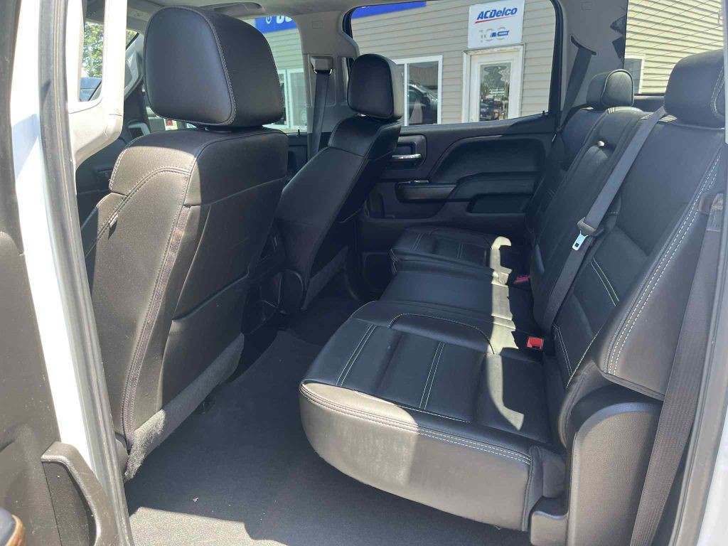 2019 GMC Sierra 3500 Image 32