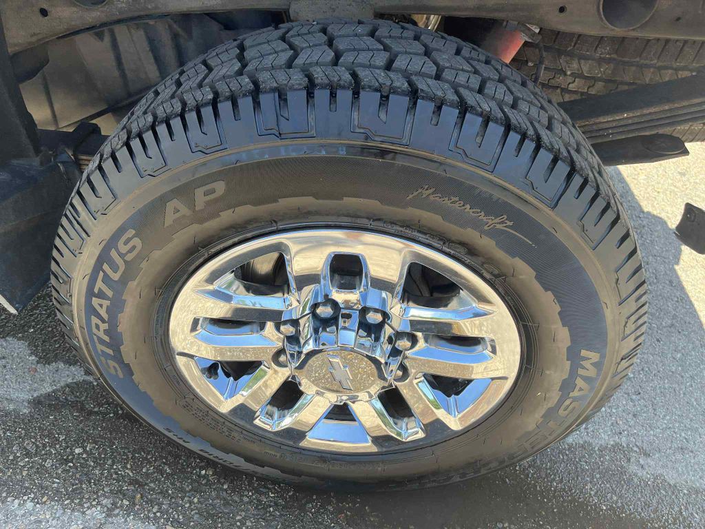 2019 Chevrolet Silverado 1500 Image 17