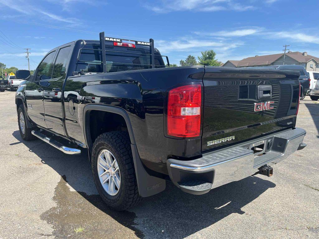 2017 GMC Sierra Image 9
