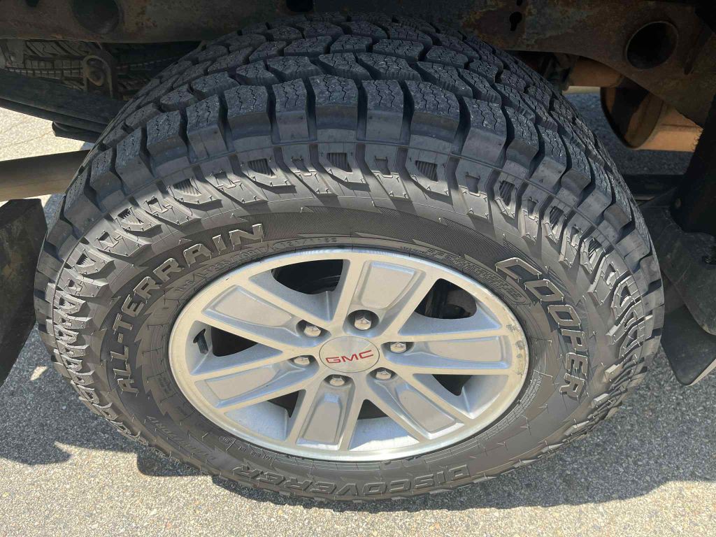 2017 GMC Sierra Image 15