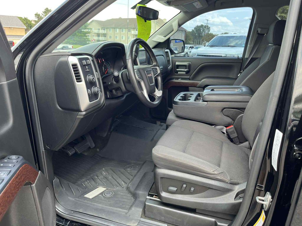 2017 GMC Sierra Image 24