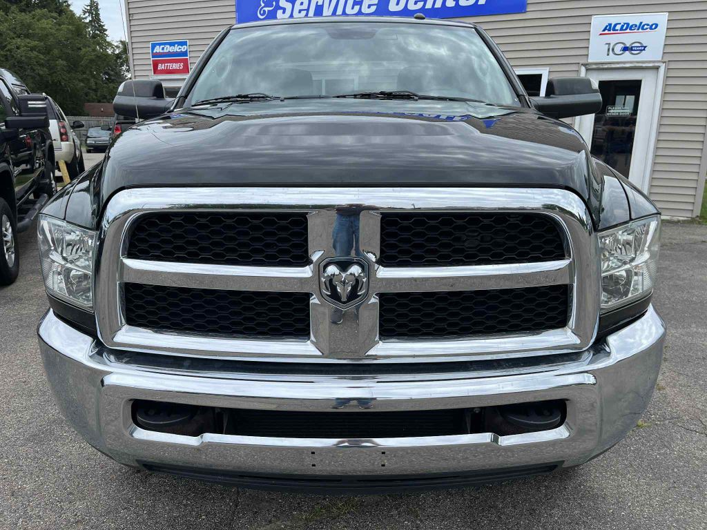 2018 RAM 2500 Image 3