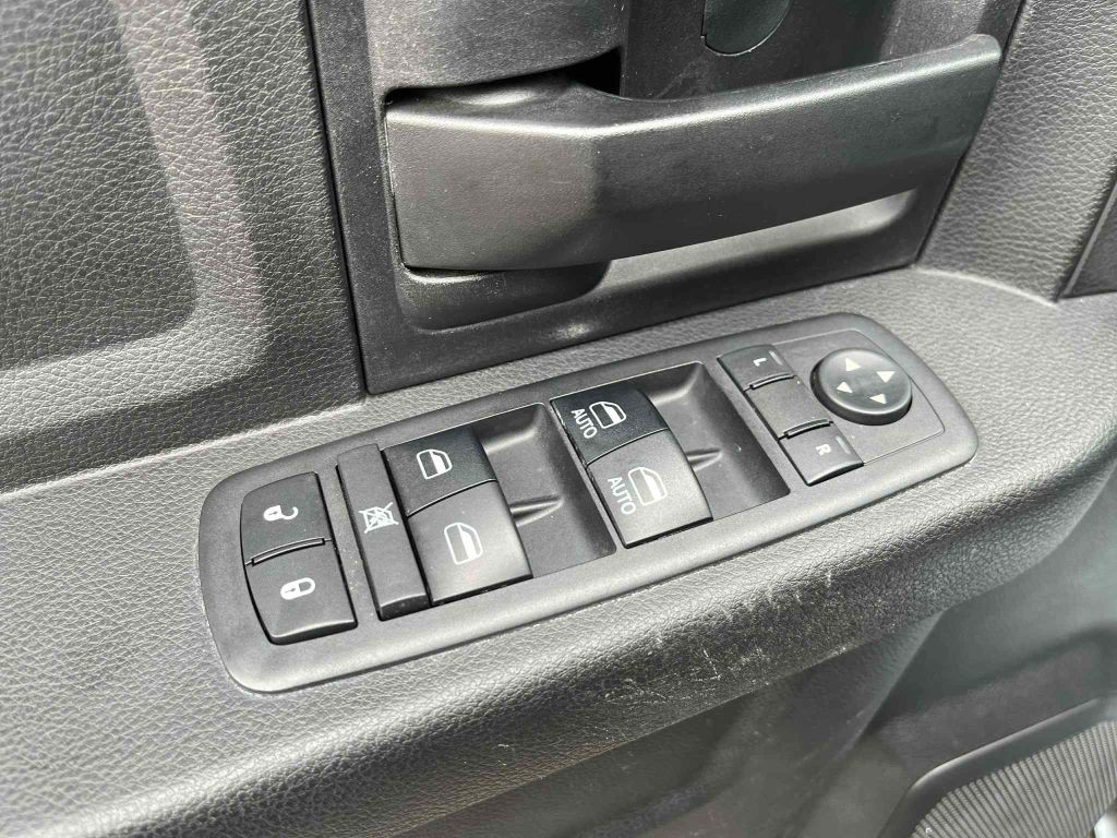 2018 RAM 2500 Image 18