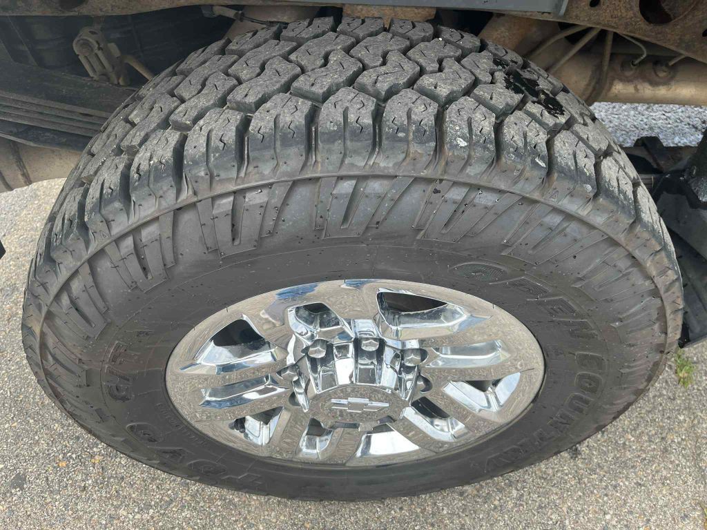 2019 Chevrolet Silverado 1500 Image 16