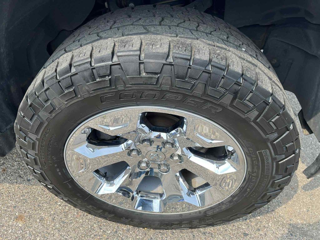2020 RAM 1500 Image 15