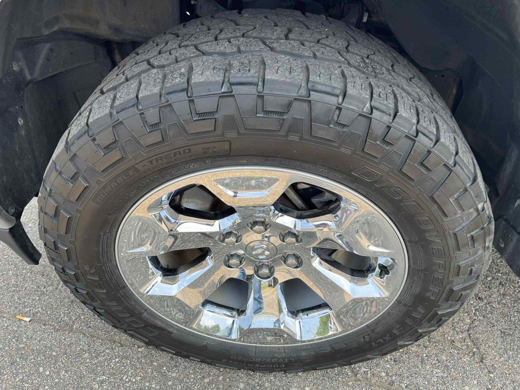 2020 RAM 1500 Image 16