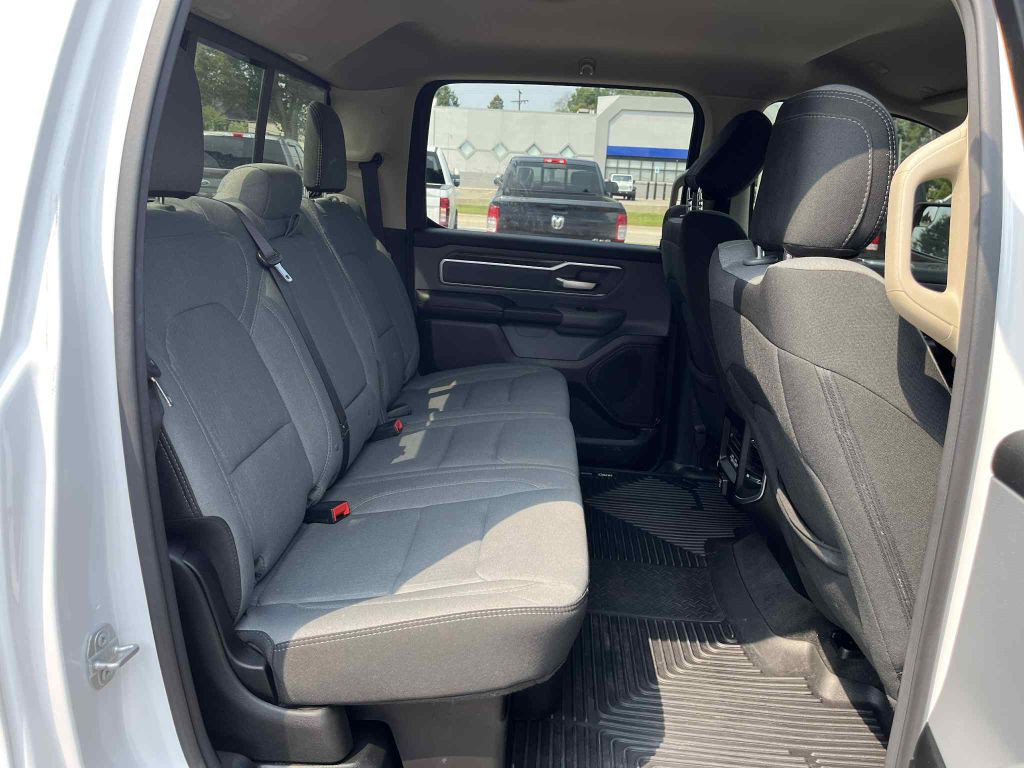 2020 RAM 1500 Image 32