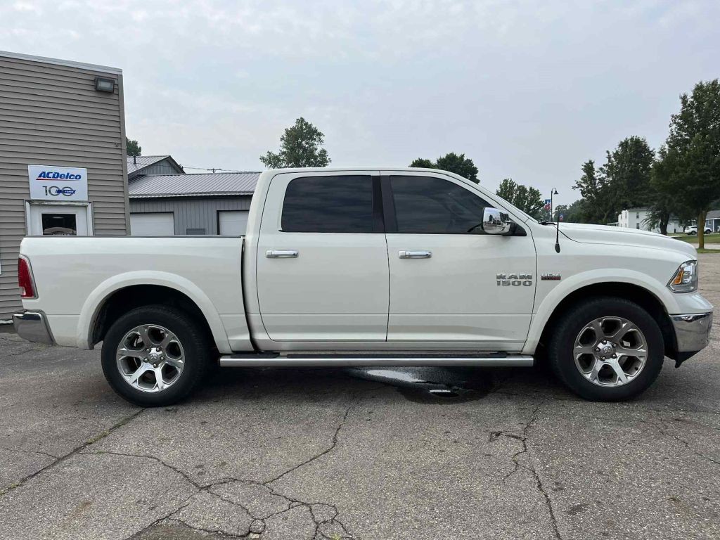 2017 RAM 1500 Image 5