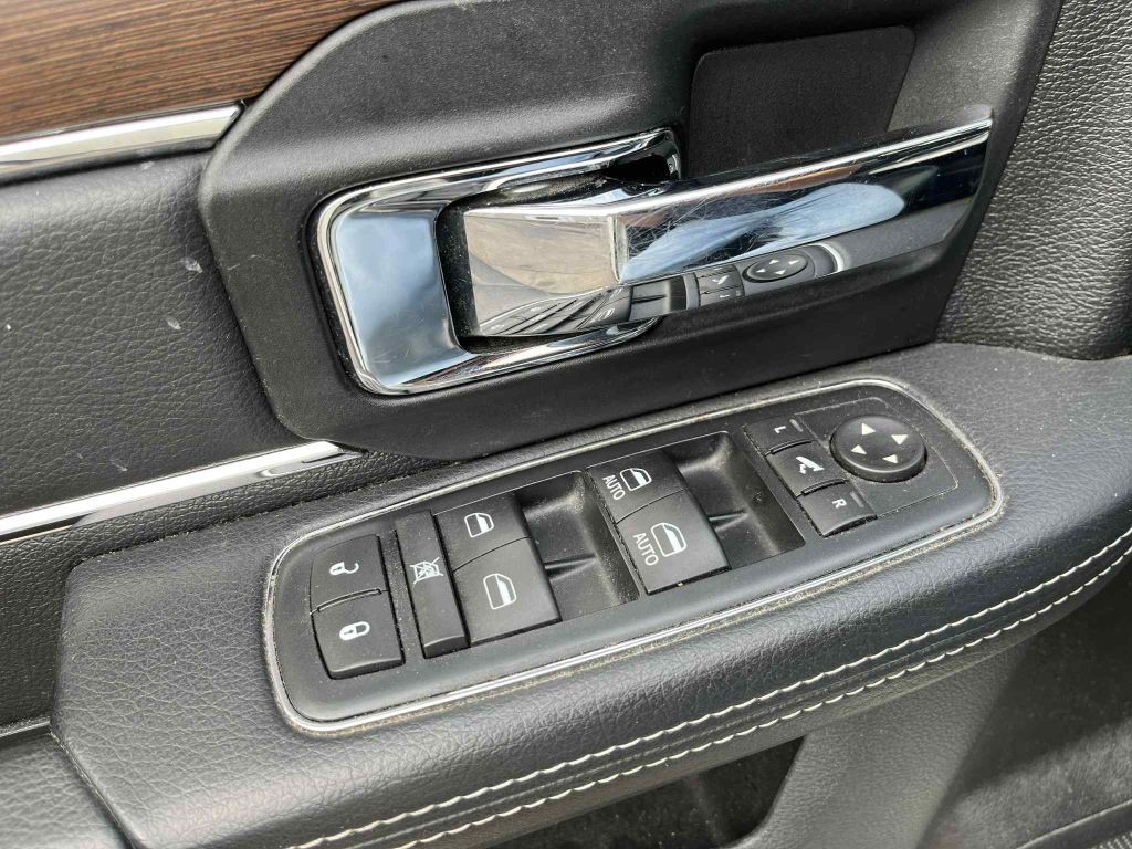 2017 RAM 1500 Image 15