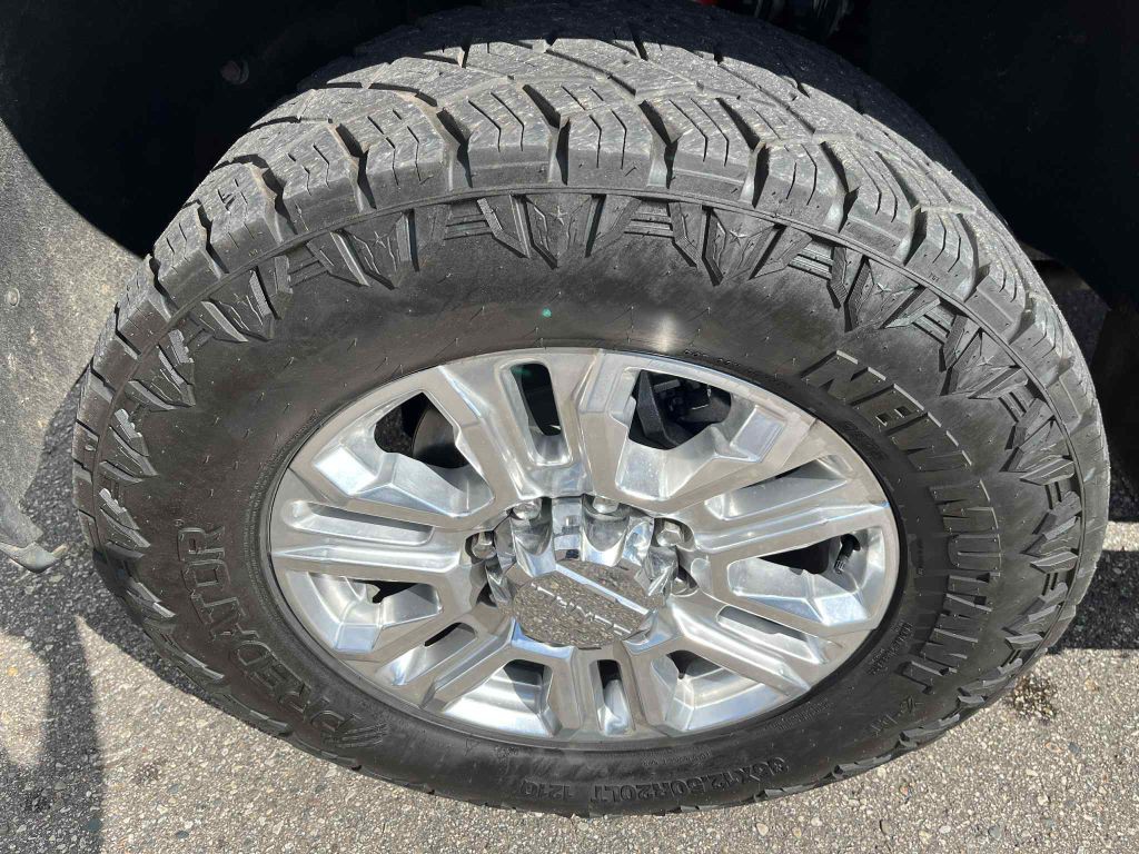 2020 GMC Sierra 2500 Image 17