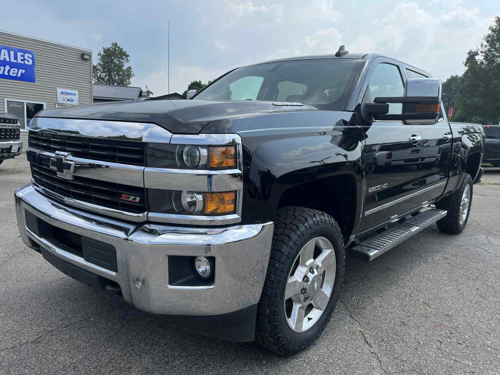 2016 Chevrolet Silverado 1500 Image 2