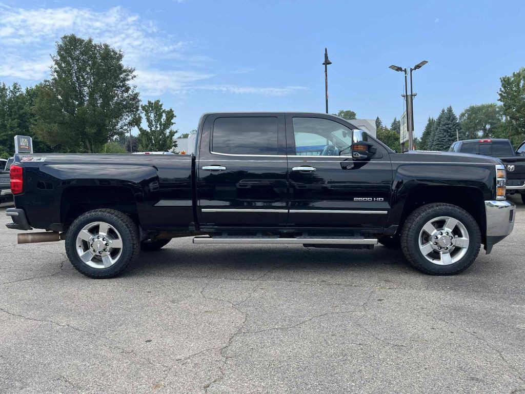 2016 Chevrolet Silverado 1500 Image 5
