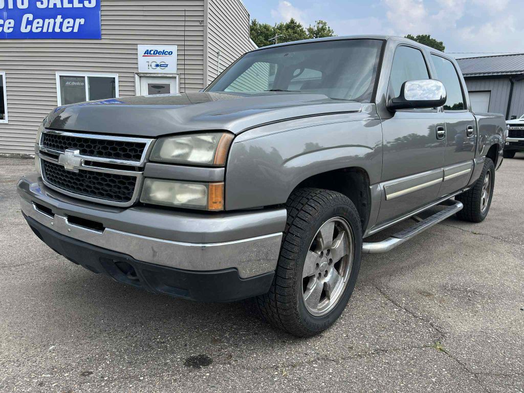 2007 Chevrolet Silverado 1500 Image 2