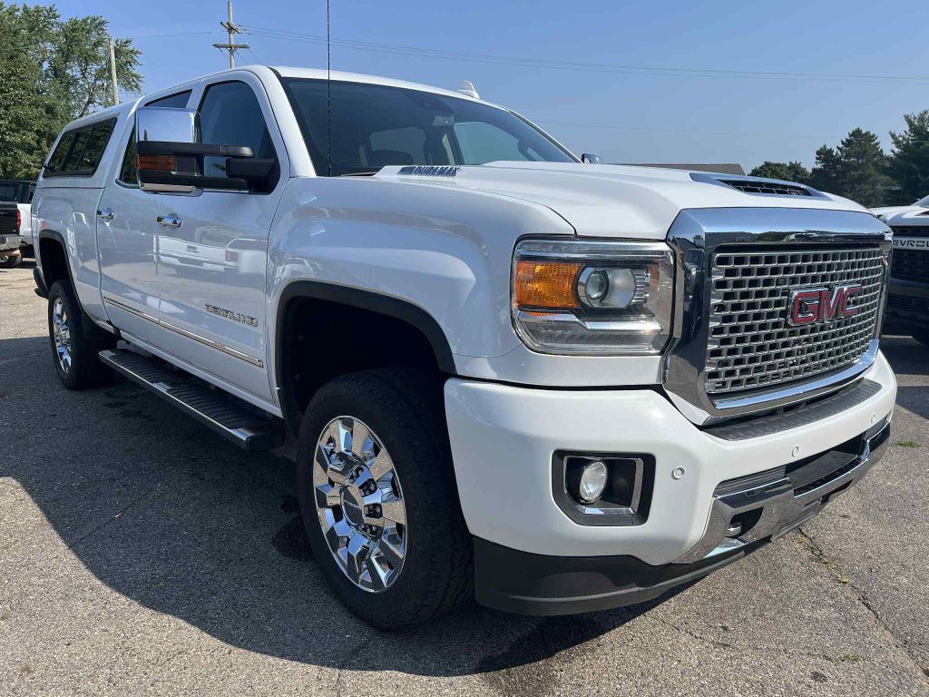 2017 GMC Sierra 2500 Image 4