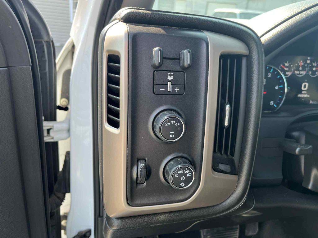 2017 GMC Sierra 2500 Image 21