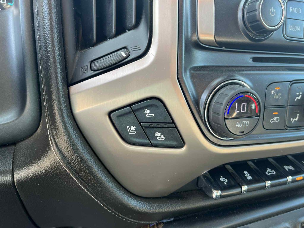 2017 GMC Sierra 2500 Image 23