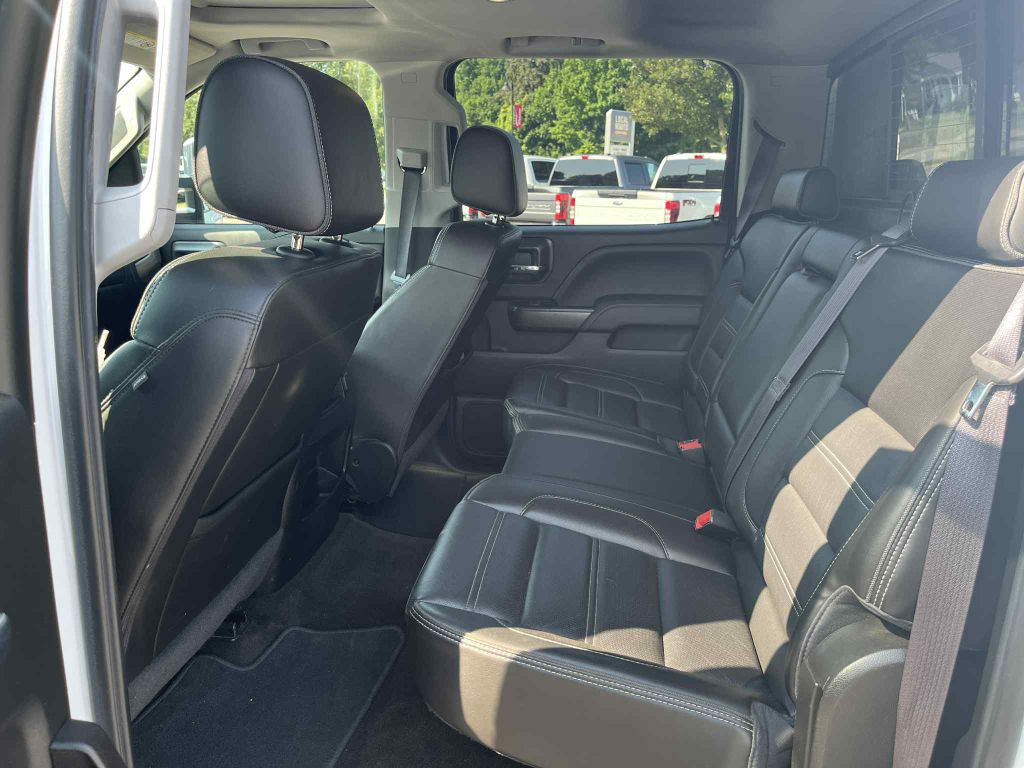 2017 GMC Sierra 2500 Image 25
