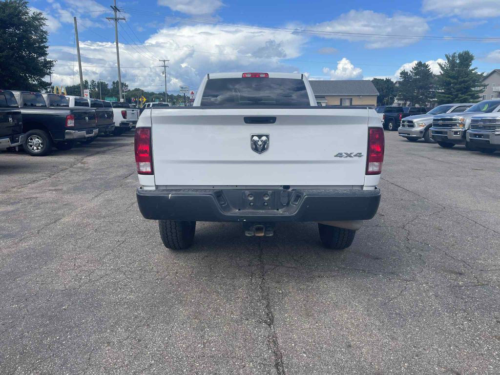 2018 RAM 3500 Image 7