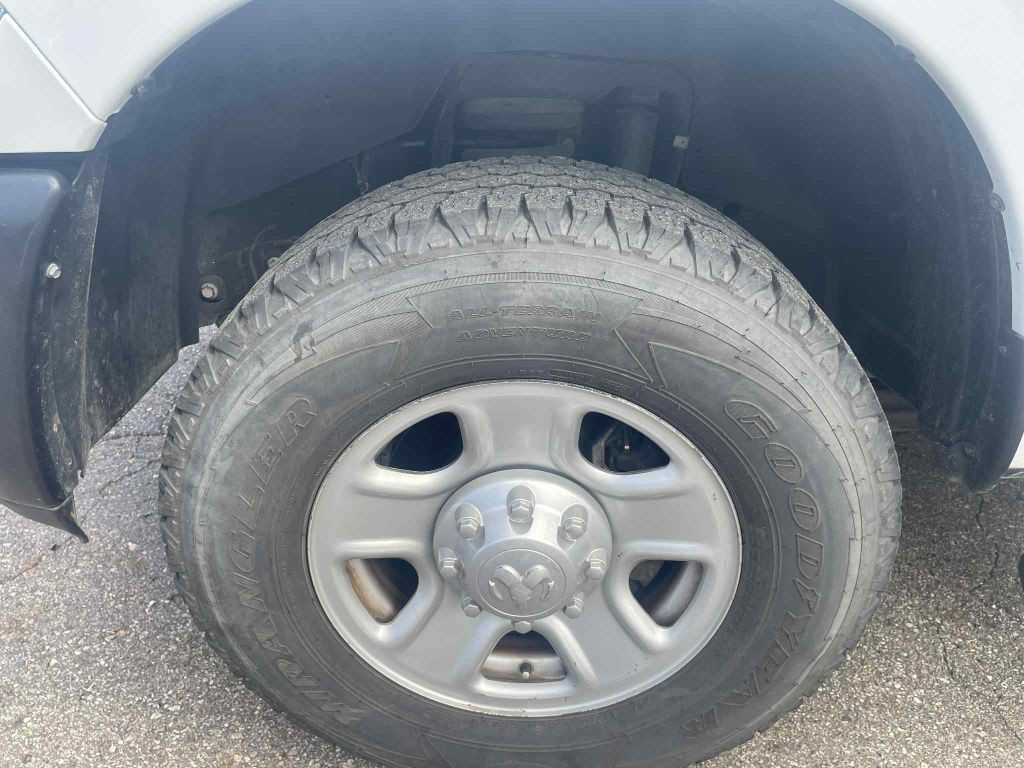 2018 RAM 3500 Image 14