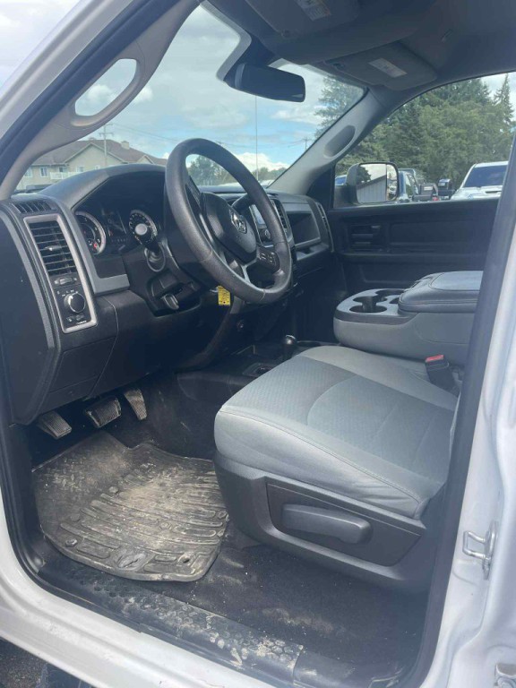 2018 RAM 3500 Image 17