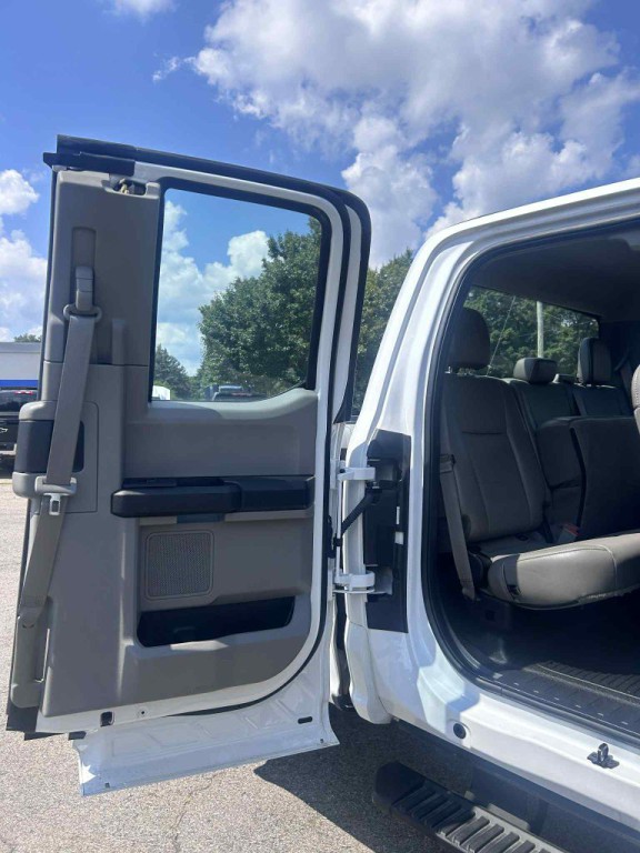 2019 Ford F-350 Image 19