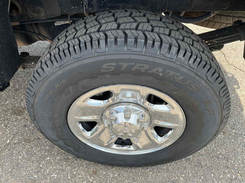 2018 RAM 3500 Image 13