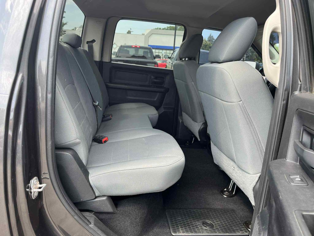 2018 RAM 3500 Image 29