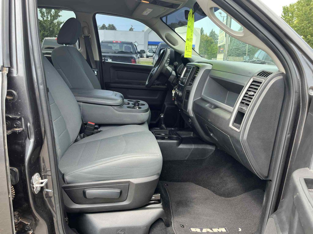 2018 RAM 3500 Image 30