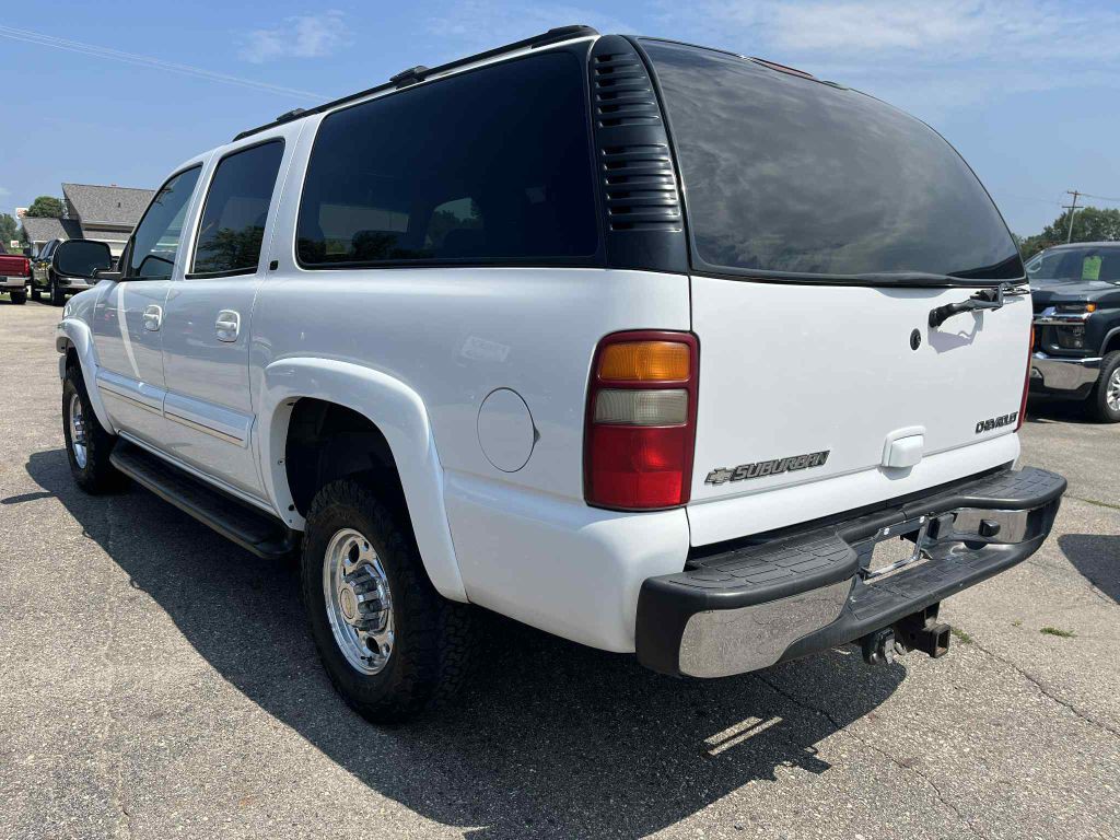 2002 Chevrolet Silverado 2500 Image 9