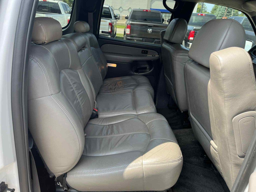 2002 Chevrolet Silverado 2500 Image 31