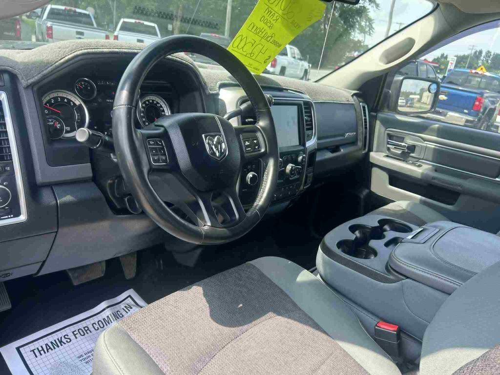 2016 RAM 2500 Image 16